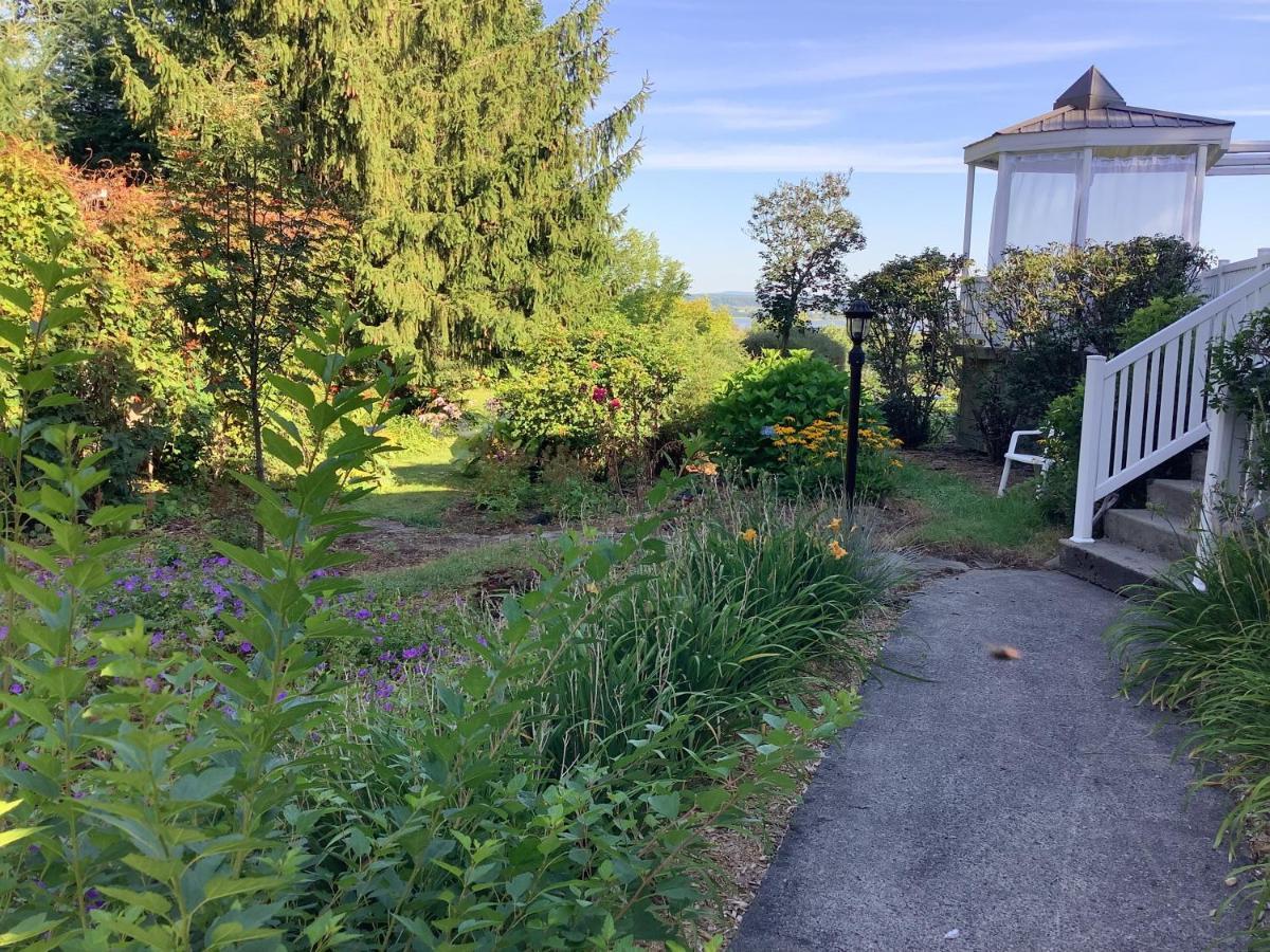 Les Saisons Du Fleuve Bed and Breakfast Lotbiniere Exterior foto