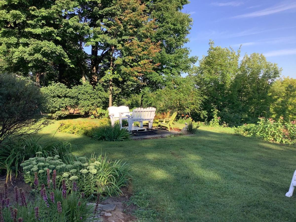 Les Saisons Du Fleuve Bed and Breakfast Lotbiniere Exterior foto